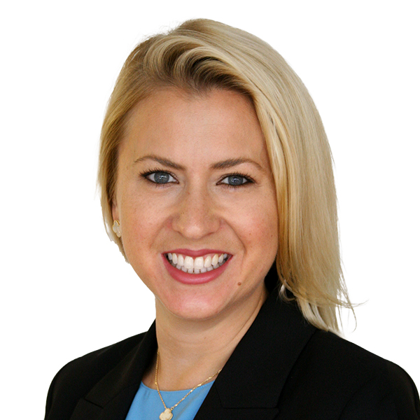 Headshot of Lauren Hahn