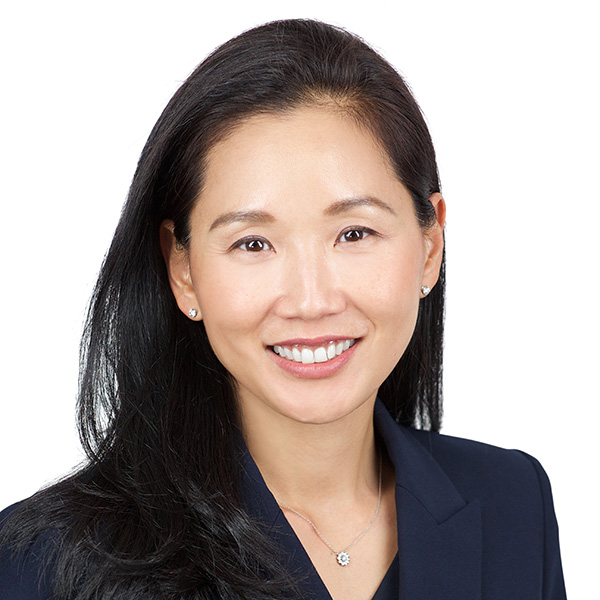 Headshot of Loretta Chon