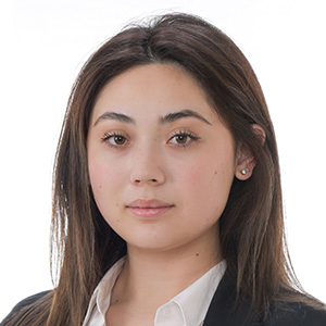 スピナゾーラ佳理菜 (Karina Spinazzola)の顔写真